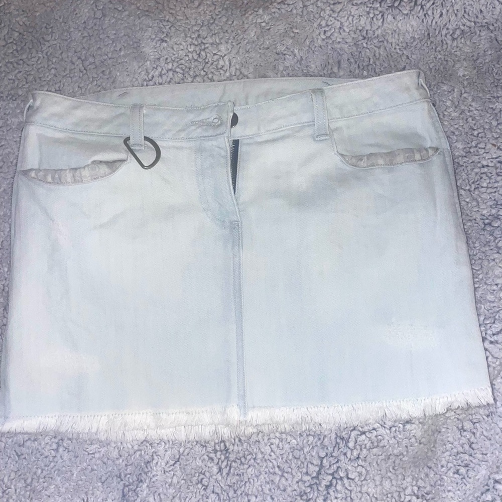 LaRok mini jean skirt light wash